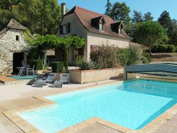 Gîte pour 8 personnes, avec jardin ainsi que vue et terrasse, animaux acceptés à Cajarc