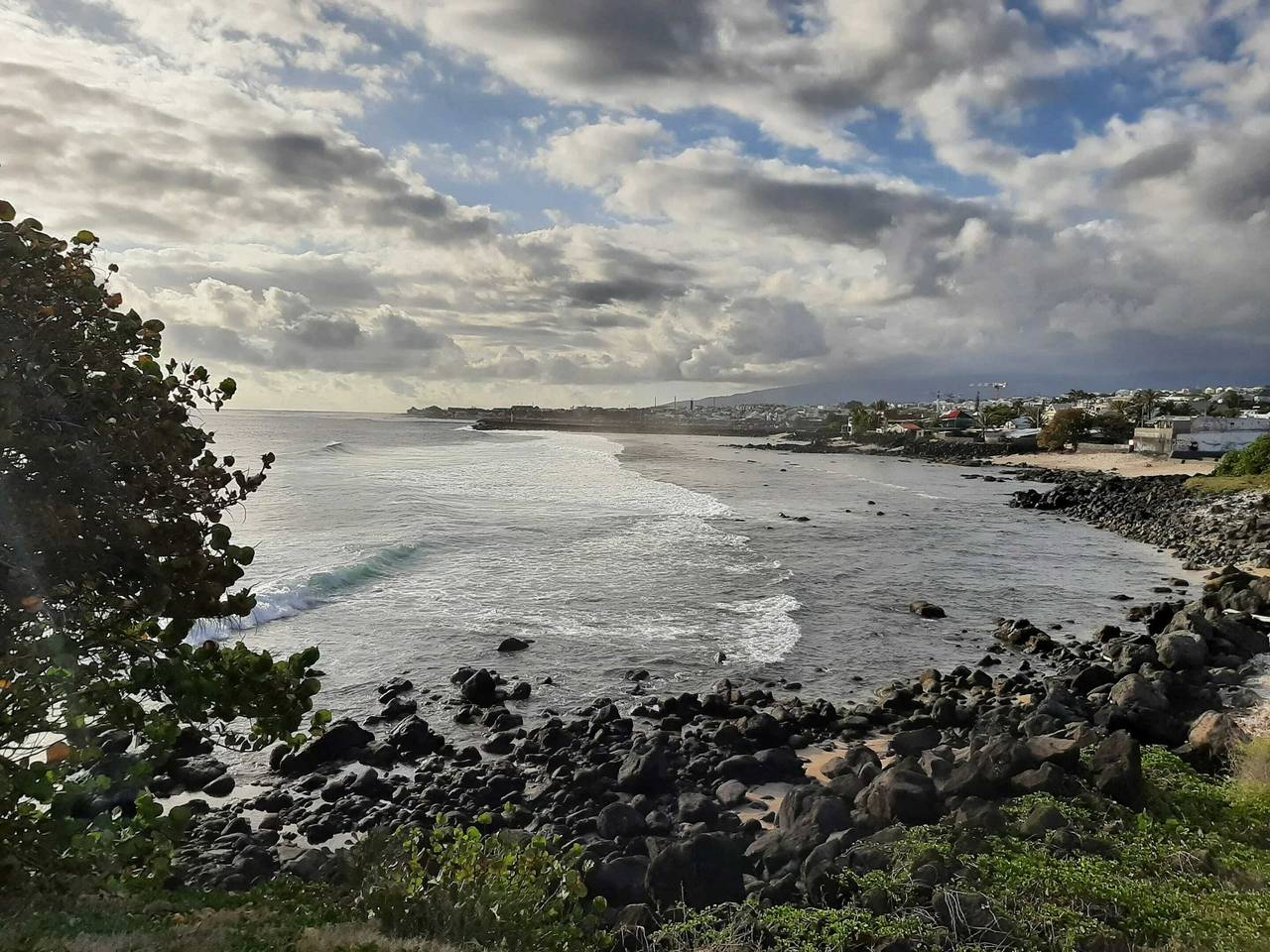 Apartamento entero, Acogedor Apartamento en Terre Sainte, 75 m², cerca de la playa in Terre Sainte, Saint-Pierre (Réunion)
