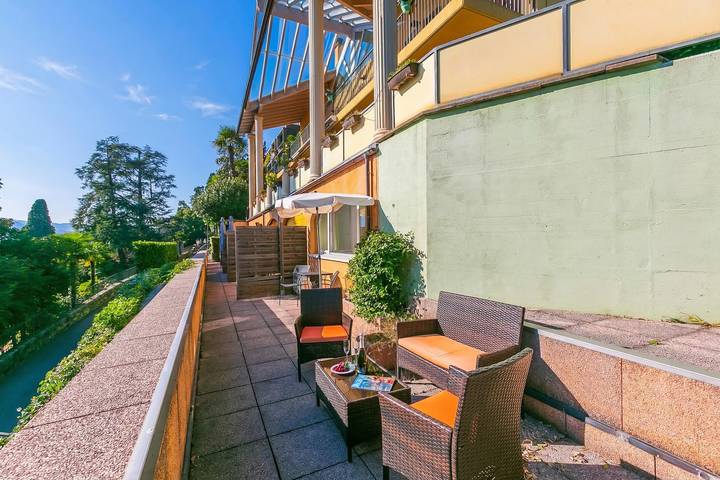 Appartamento intero, Magnolia Apt. 1 Front Lake with Balcony in Lugano, Lago di Lugano