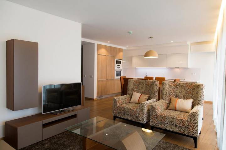 Appart’hôtel pour 7 personnes, avec balcon et piscine - 1