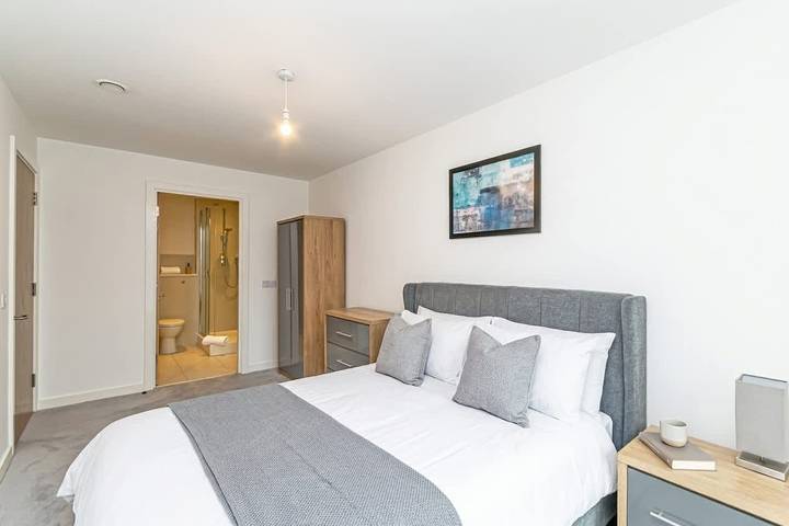 Ganze Wohnung, Free Parking | 2Br Apartment in Central Manchester in Manchester, Greater Manchester