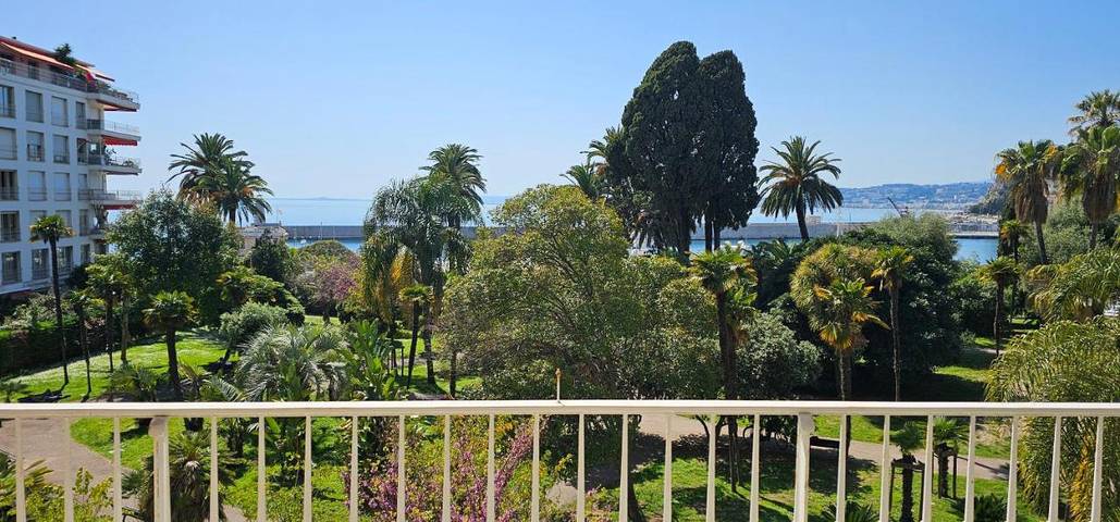 Gîte pour 5 personnes, avec balcon et vue dans Le Boulevard Frank Pilatte - 3