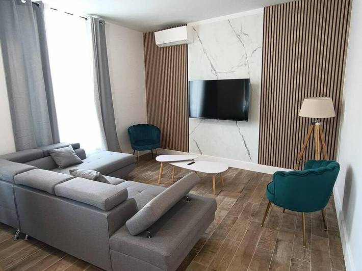 Gîte pour 5 personnes dans Gare De Saint Raphael Valescure