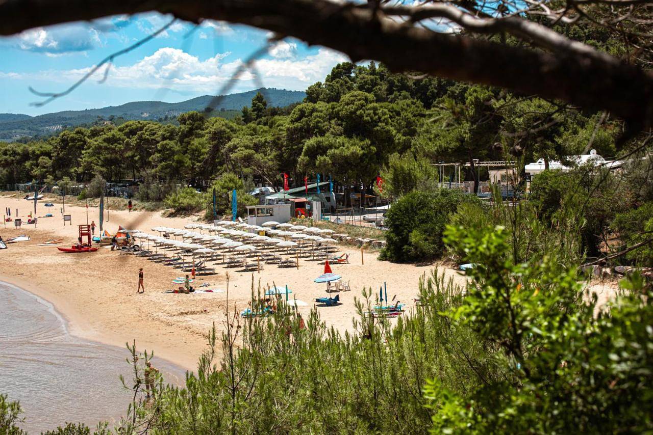 Villaggio Capo Vieste in la Chianca (Vieste), Spiaggia Scialmarino