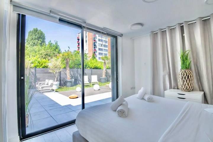 Location de vacances pour 5 personnes, avec vue et terrasse à Mons-en-Barœul - 4