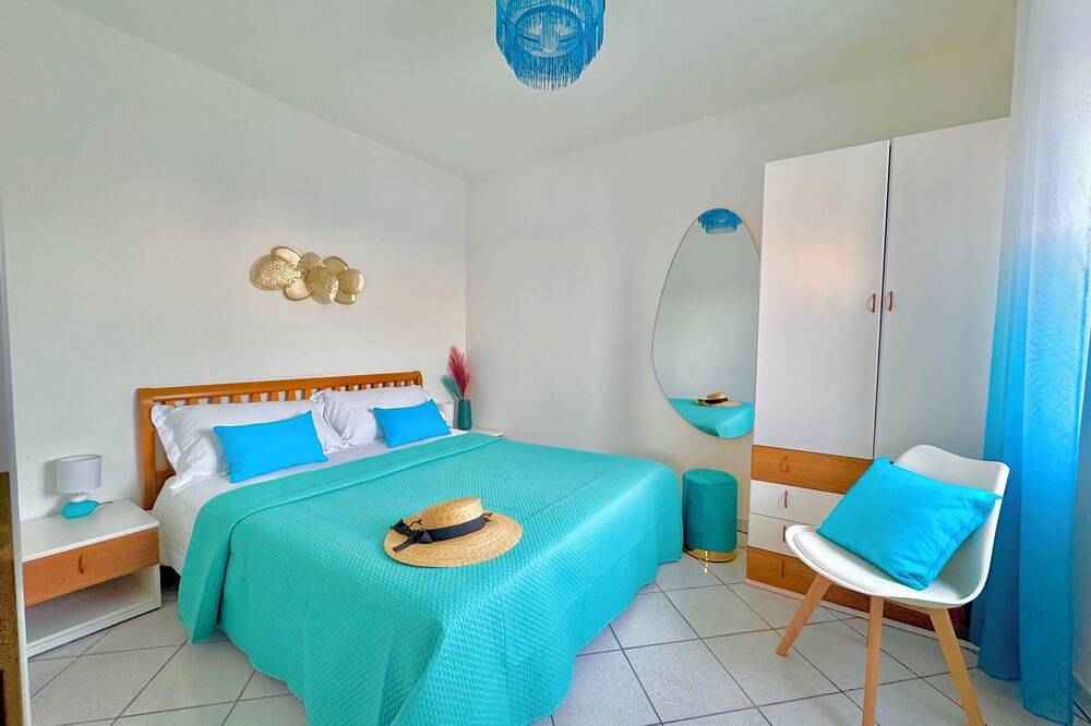 Ponzasmeralda Vistamare-info 3880426111 in Ponza, Lazio