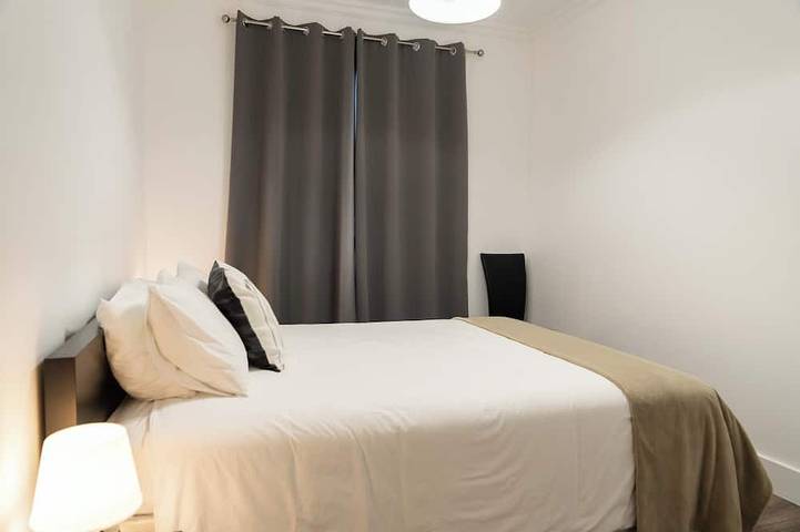 Gîte pour 6 personnes, avec terrasse et piscine dans Água de Alto - 3