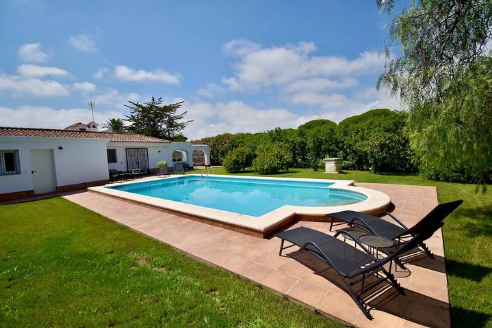 Chalet para 6 personas, con Jardín y Piscina en Andalucía - 2