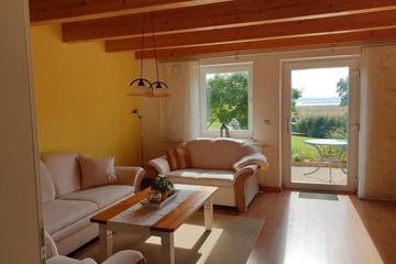 Ferienwohnung für 2 Personen, mit Terrasse und Garten in Grödersby