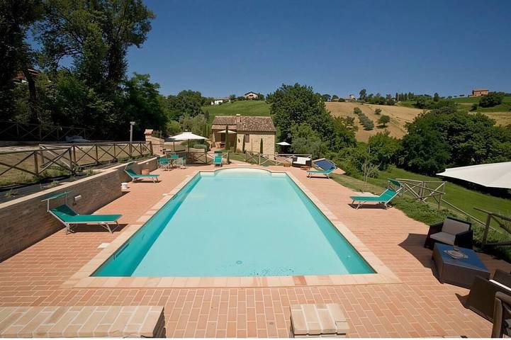 Villa für 10 Personen, mit Pool - 1