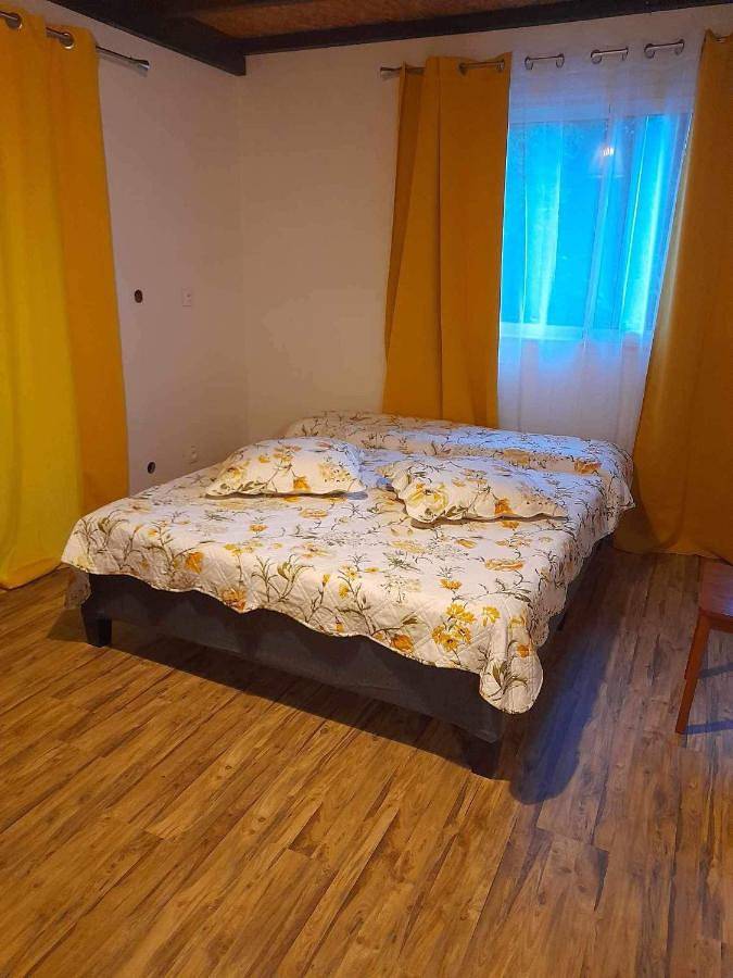 Gîte pour 3 personnes, avec terrasse et jardin à Salazie - 4