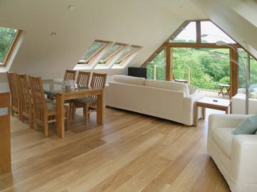 Log Cabin for 6 People in Ugborough, Devon, Photo 4