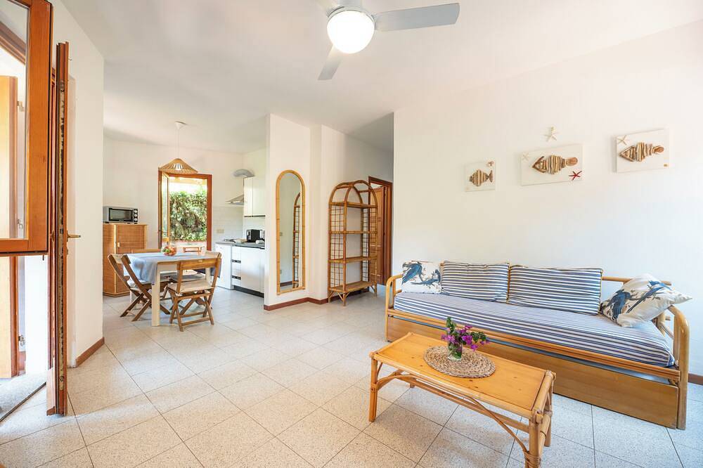 Ganze Wohnung, Dreizimmerwohnung Lilie im ersten Stock in Spiaggia Fetovaia, Campo nell'Elba