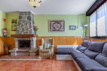 Holiday Rental for 8 People in Isla, Arnuero, Photo 1