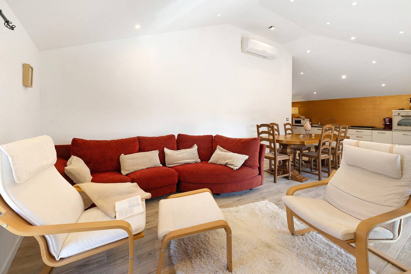Geheel appartement, Appartement 'La Terrazza Del Tempo' met Uitzicht op de Bergen, Wifi en Airconditioning in Castelvecchio di Rocca Barbena, Riviera di Ponente