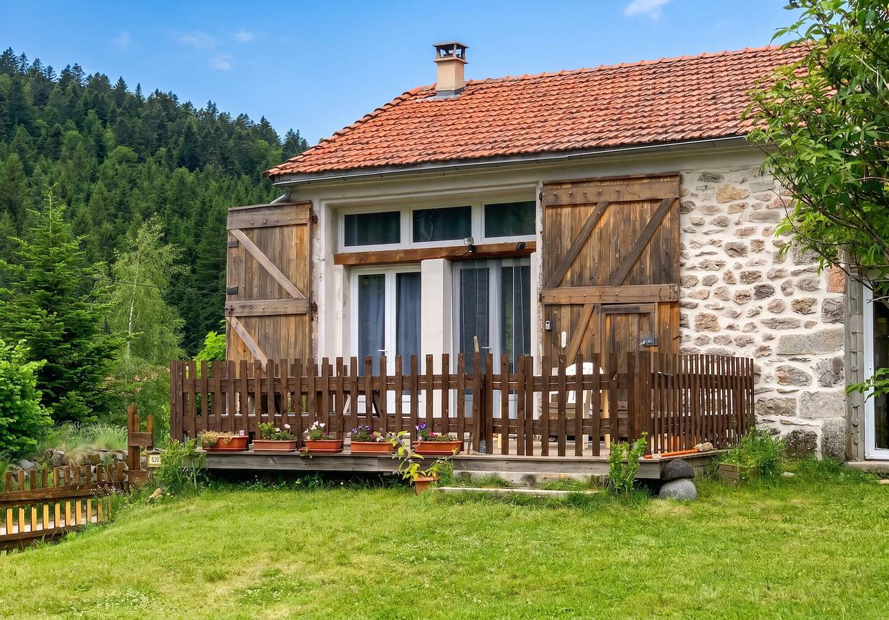 Maison confortable avec jardin à Borne 80 m² in Parc naturel régional des Monts d'Ardèche