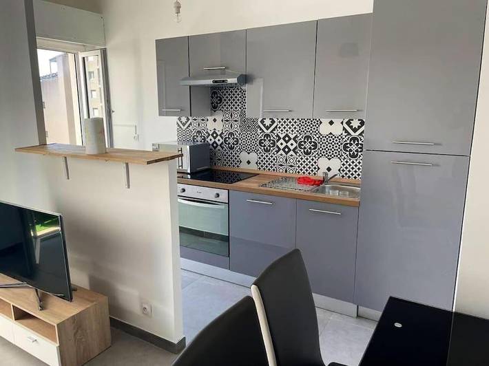 Gîte pour 2 personnes, avec balcon dans Plage Carras Nice - 2