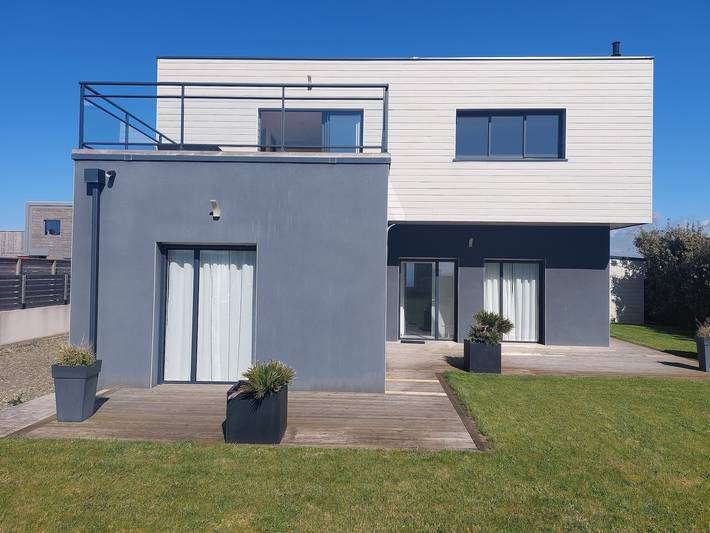 Casa de huéspedes para 6 personas, con terraza y jardín - 1