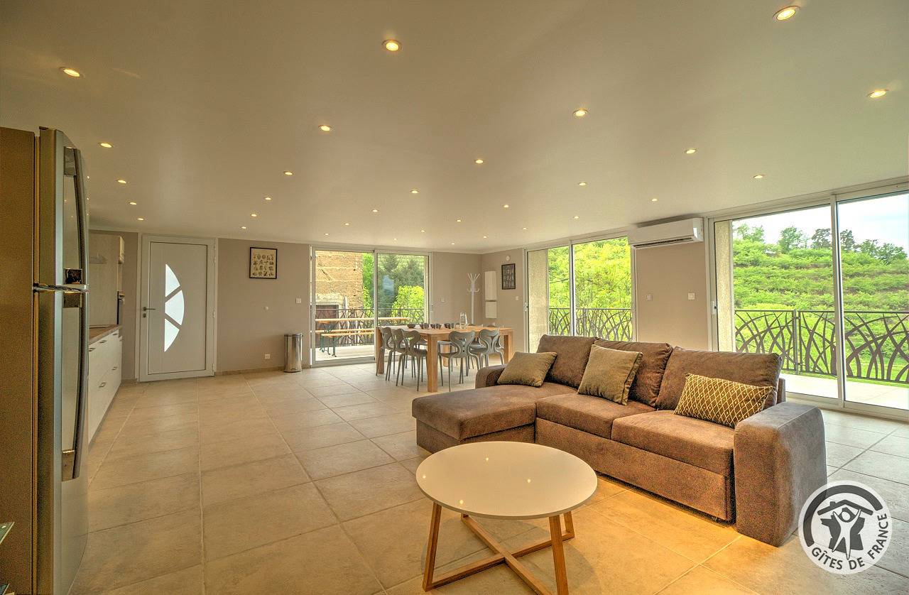 Le Maroge in Courzieu, Rio Ródano