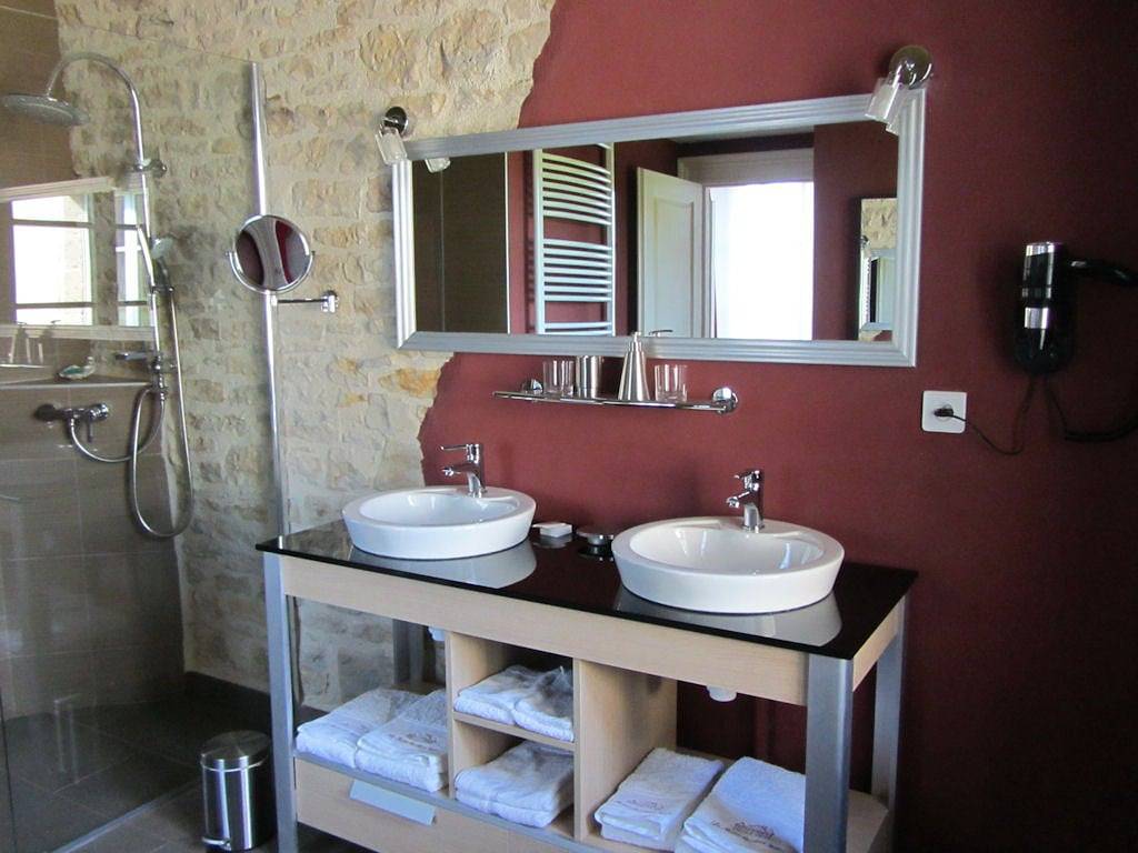 Le Relais des Deux Tours - Chambre Lip in Plateau de Valdahon, Jura Francais