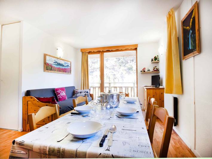 Apartamento entero, Apartamento luminoso con vistas al valle - 6 pers. in La Norma, Villarodin-Bourget