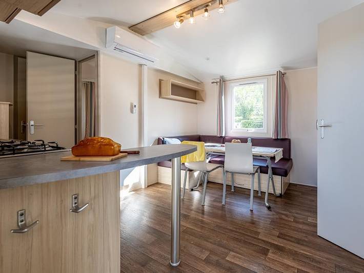 Mobil home pour 6 personnes, avec bassin pour enfant à Badefols-sur-Dordogne - 4