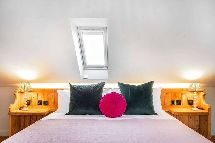 The Cottage · Luxury Romantic Retreat in Idyllic Rural Location in Northamptonshire
