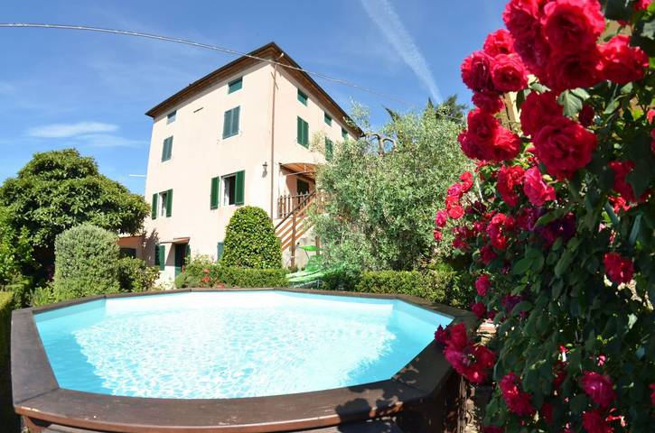 Gîte pour 6 personnes, avec piscine à Lucca