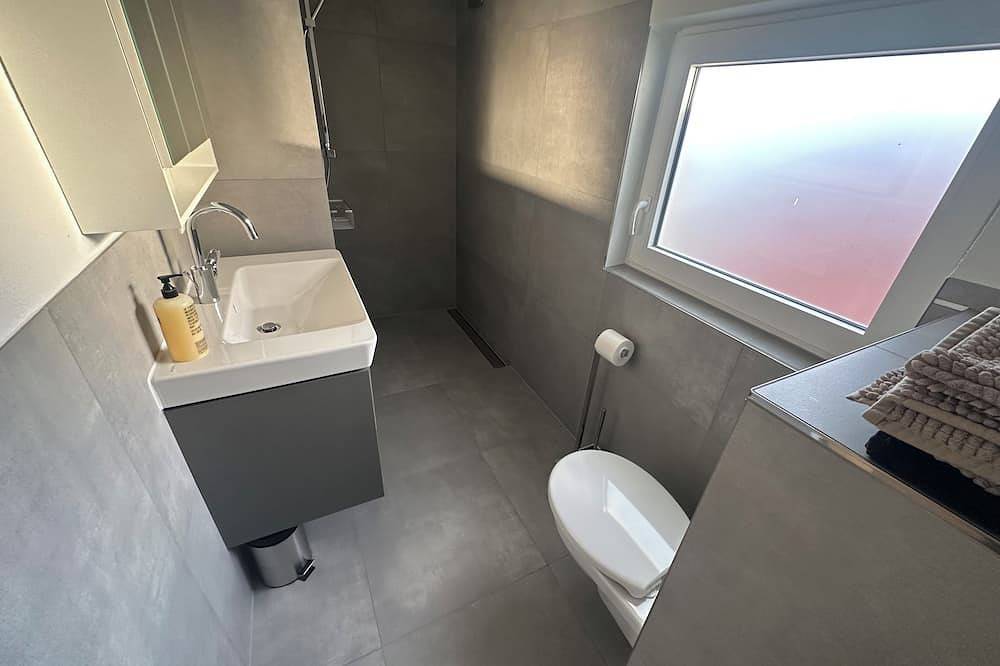 Gästehaus - mit zwei Appartments - Platz für 4 Personen in Groß-Umstadt, Main-Odenwald