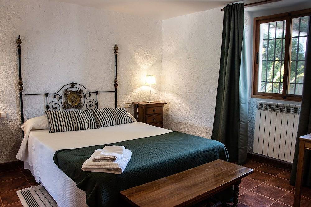 Casa rural con patio y jardín in Alcalá la Real, Sierras Subbéticas