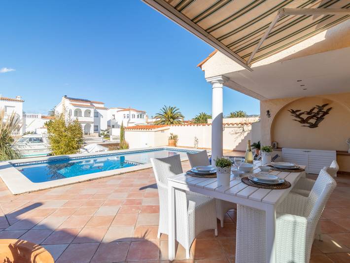 Ferienhaus für 4 Personen, mit Garten und Balkon in Empuriabrava - 2