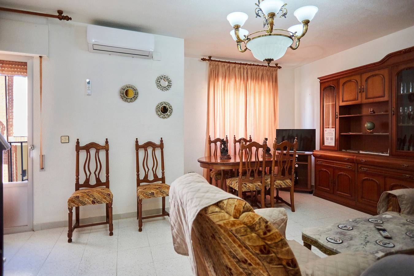 Casa de vacaciones 'La Casa De Las Golondrinas' con terraza privada, balcón y aire acondicionado in Santisteban del Puerto, Provincia de Jaén