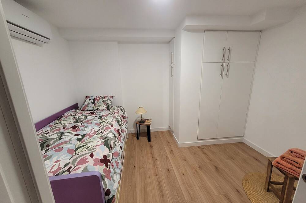 Entire apartment, Two steps away in Burgos, Burgos Province