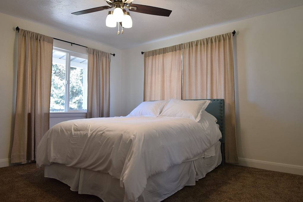 Neu renoviert, sauber, komfortabel und zentral gelegen in Utah Lake