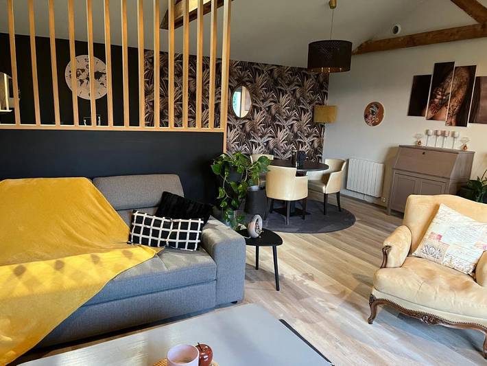 Location de vacances pour 2 personnes, avec jacuzzi ainsi que balcon et sauna à Saint-Pois - 4