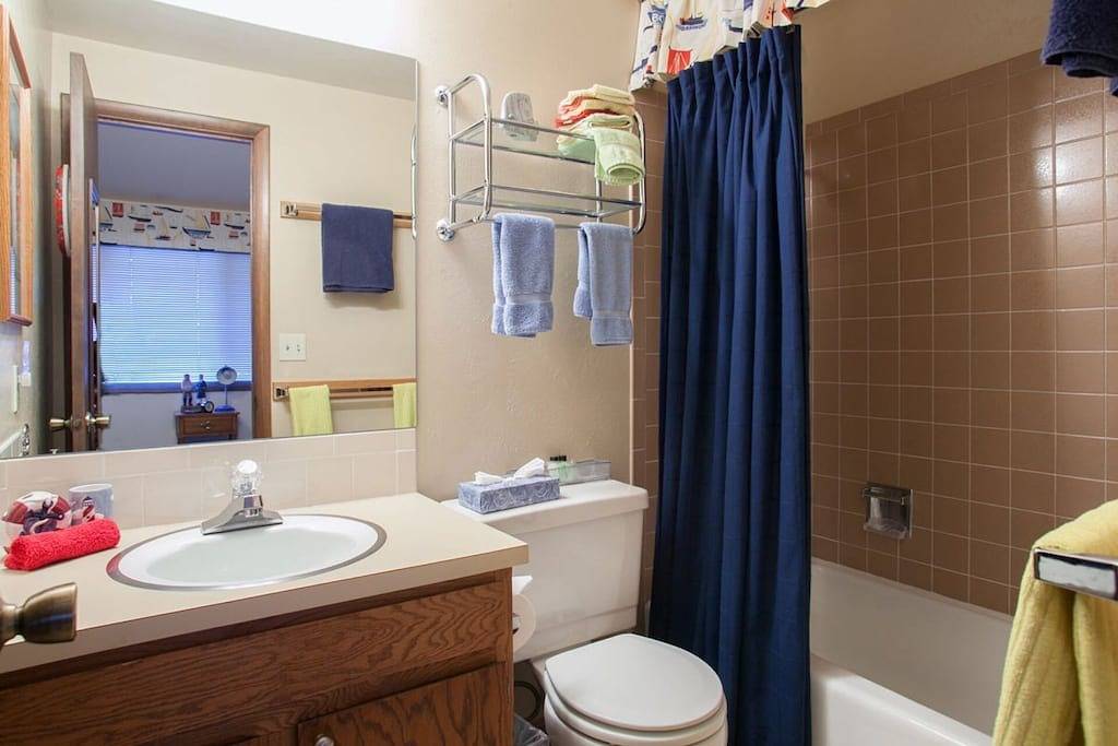 Suchen Sie nach einem Last-Minute-Kurzurlaub? Schau nicht mehr! Einfacher Buszugang zu Vail & Beaver Creek-2 Kingsize-Betten in Eagle-Vail, Beaver Creek