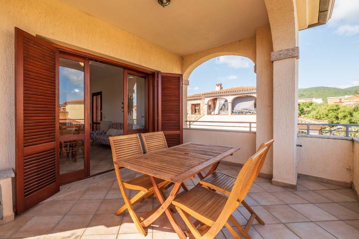 Ginepro: appartamento tranquillo e accogliente con aria condizionata e tutti i comfort in Suaredda, San Teodoro