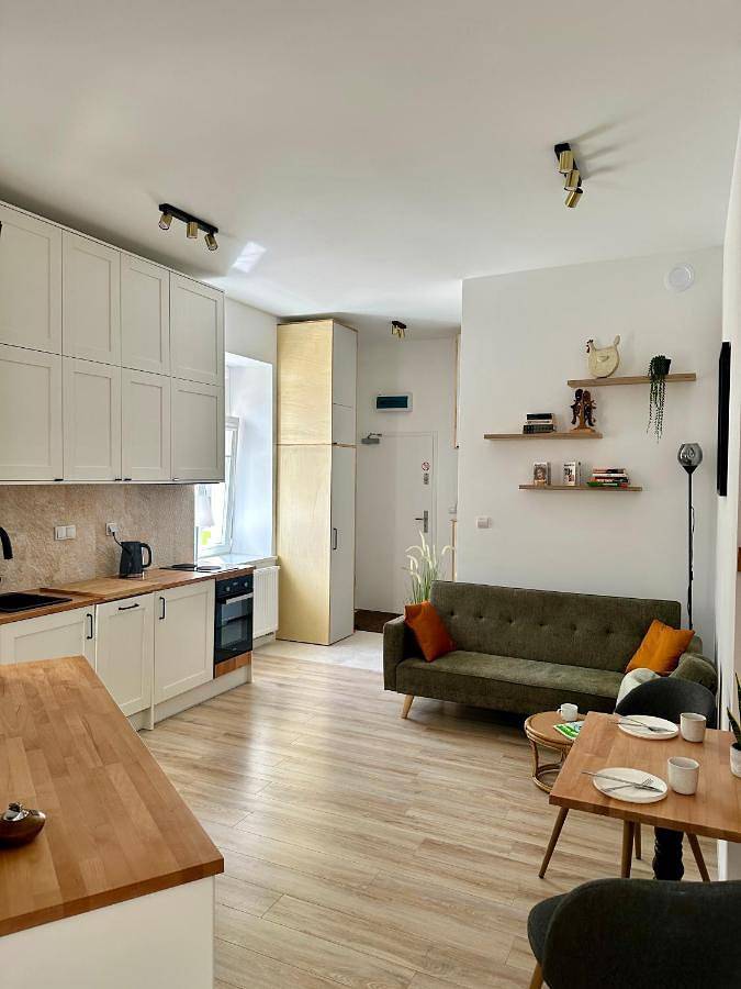 Apartament wakacyjny dla 3 osób, z ogród i widok, zwierzęta dozwolone w Płock