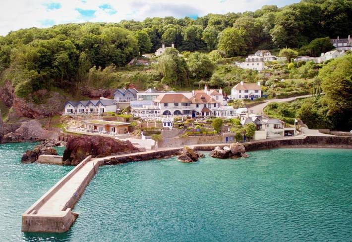 Hôtel pour 4 personnes, avec Balcon et Jacuzzi ainsi que Terrasse et Jardin à Torquay