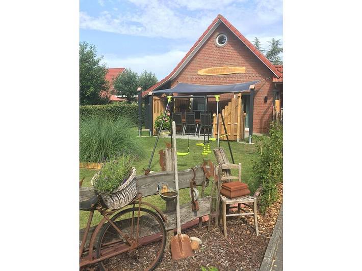 Ferienhaus für 4 Personen, mit Terrasse in Detern