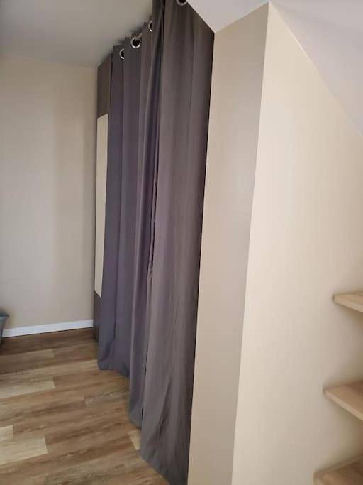 Gîte pour 2 personnes, avec jardin à Saintes - 4