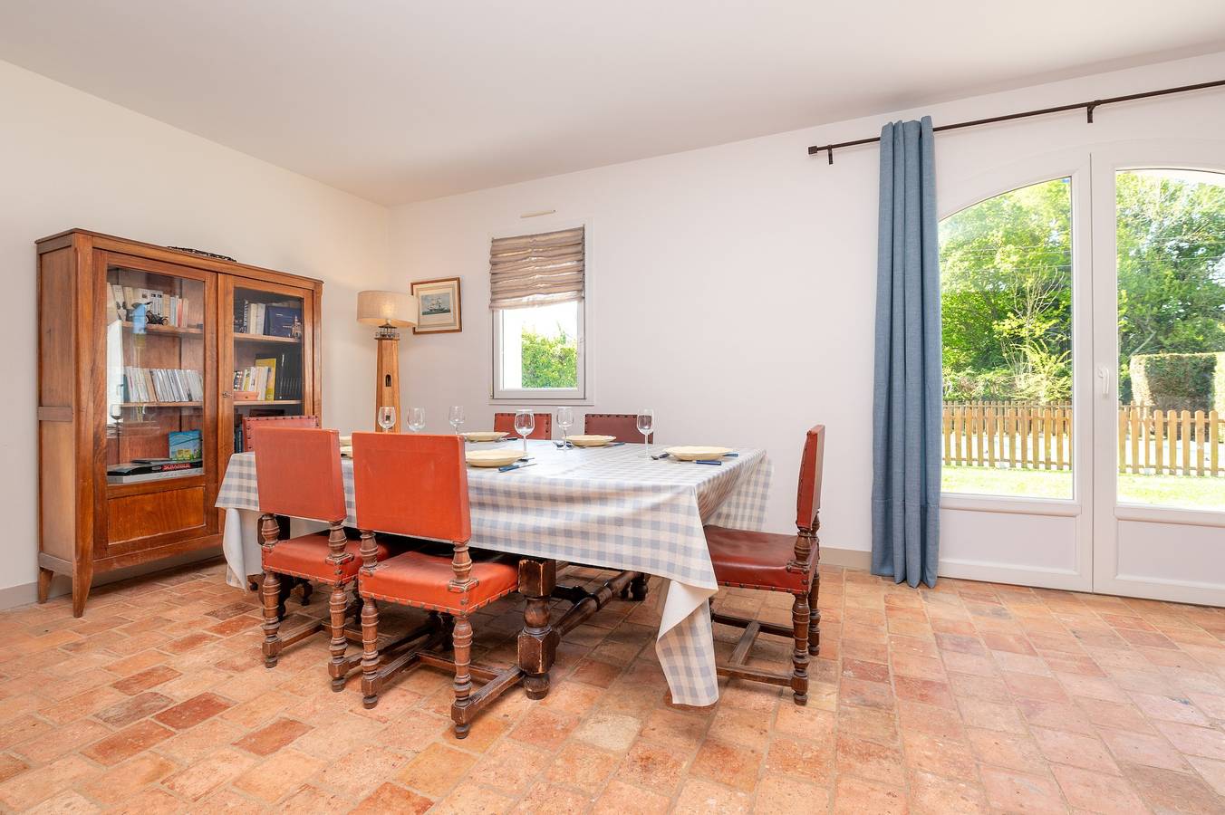 Maison de vacances 'Madig Azul Maison Piscine Chauffée' avec piscine privée, terrasse et Wi-Fi in La Trinité-sur-Mer, Côte des Mégalithes