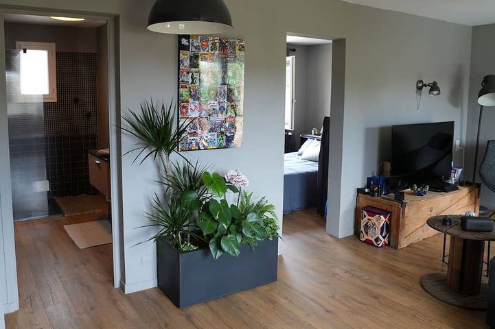 Location de vacances pour 8 personnes, avec balcon et jardin à Le Cailar - 4