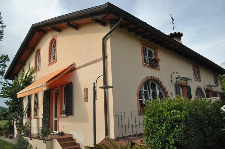 B&b per 2 persone, con Giardino a Marina di Pietrasanta