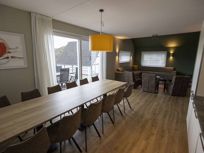 Ferienhaus für 12 Personen, mit Pool und Balkon, kinderfreundlich in Heimbach - 4