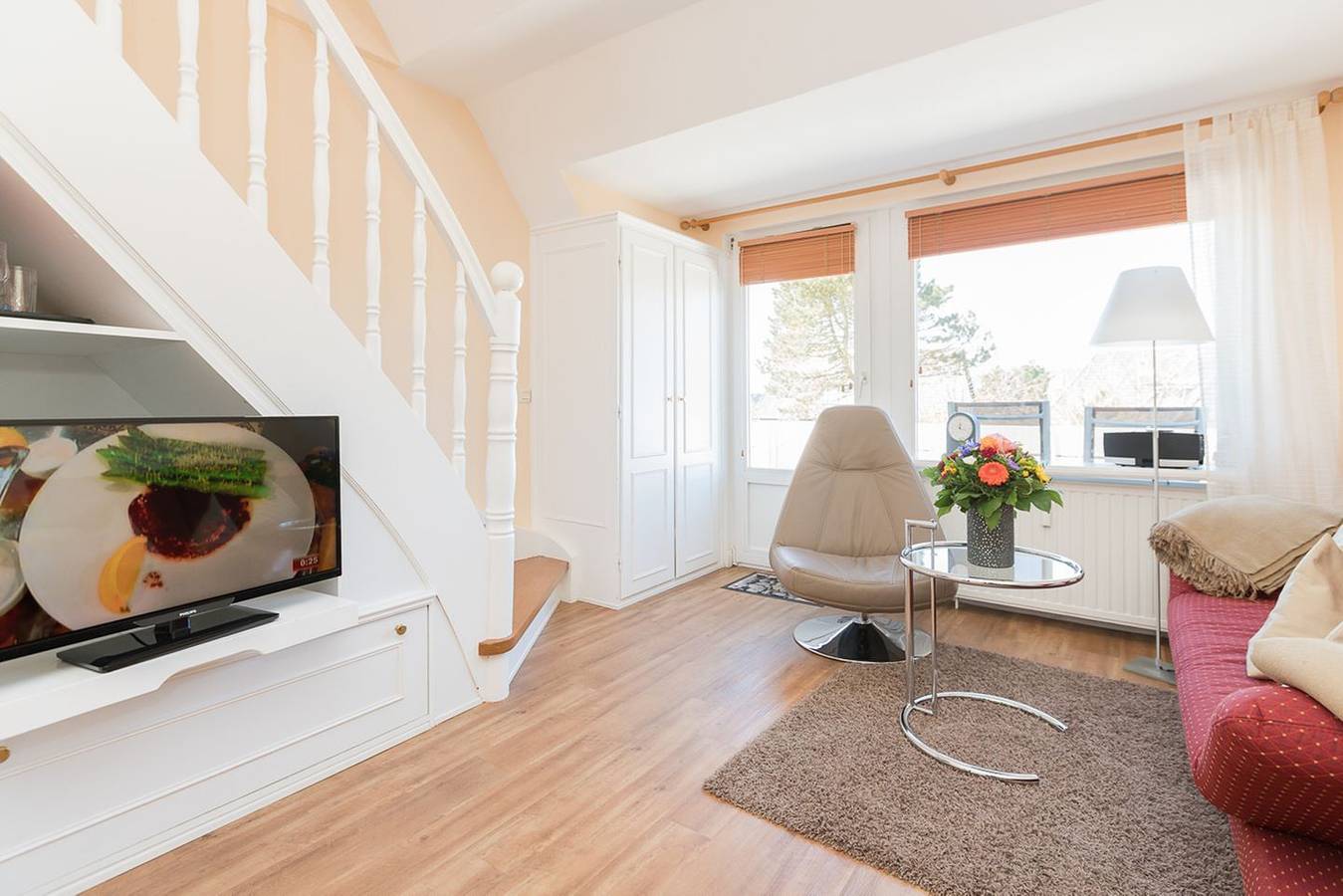 Ganze Wohnung, Modern ausgestattete Wohnung mit Balkon und Parkplatz in Wenningstedt in Wenningstedt, Sylt