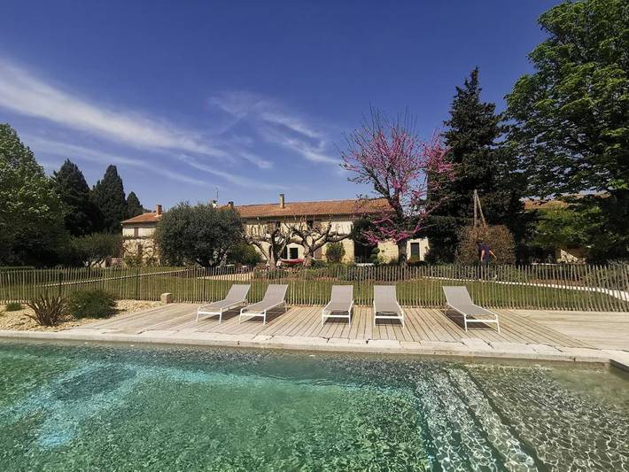 Maison d’hôte pour 2 personnes, avec Terrasse et Jardin ainsi que Piscine et Vue à Barbentane