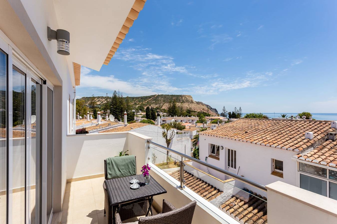 Entire apartment, Mariners (2) - Bright and stylish apartment - 2 minute walk to the beach in Praia da Luz, Faro District