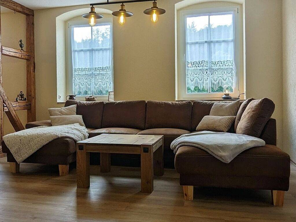 Ferienhaus nahe Scharfenstein für 9 Von Belvilla in Drebach, Erzgebirge