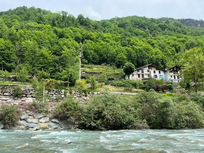 Gîte pour 4 personnes, avec jardin et vue, animaux acceptés à Cérès - 3